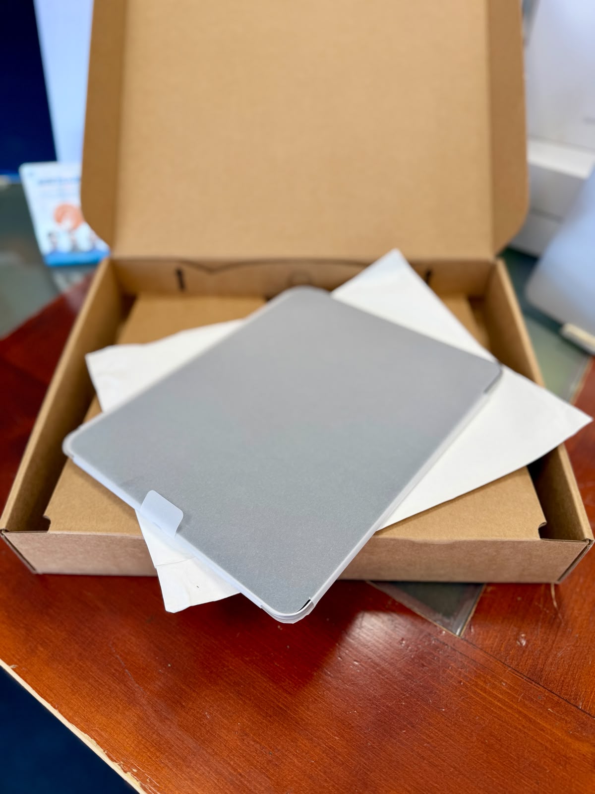 Apple iPad Pro 13" (M5) 2025 - 256GB (Pre-Owned )