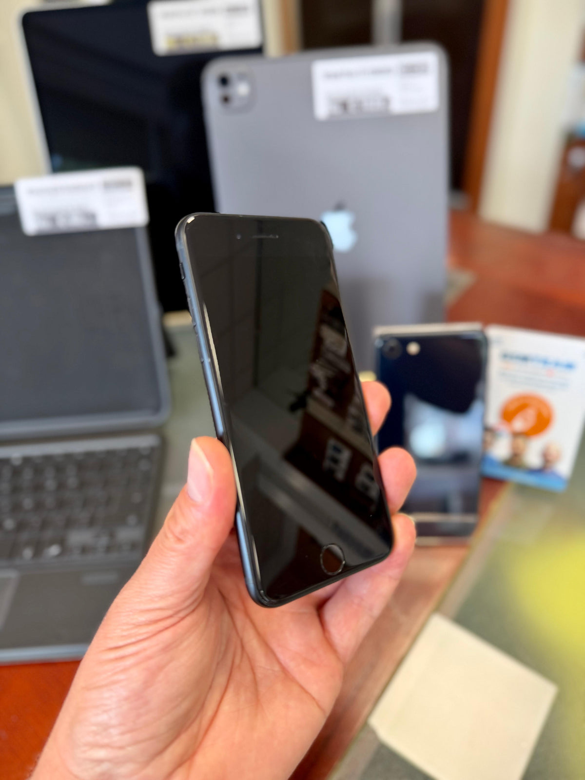 Apple iPhone SE (2022) 64GB, Midnight ( Gebruikt )