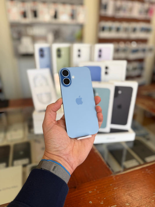 Apple iPhone 17 256GB OPEN BOX (GSM Team)