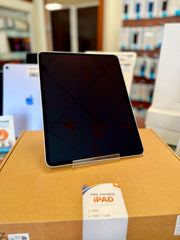 Apple iPad Pro 13" (M5) 2025 - 256GB (Pre-Owned )
