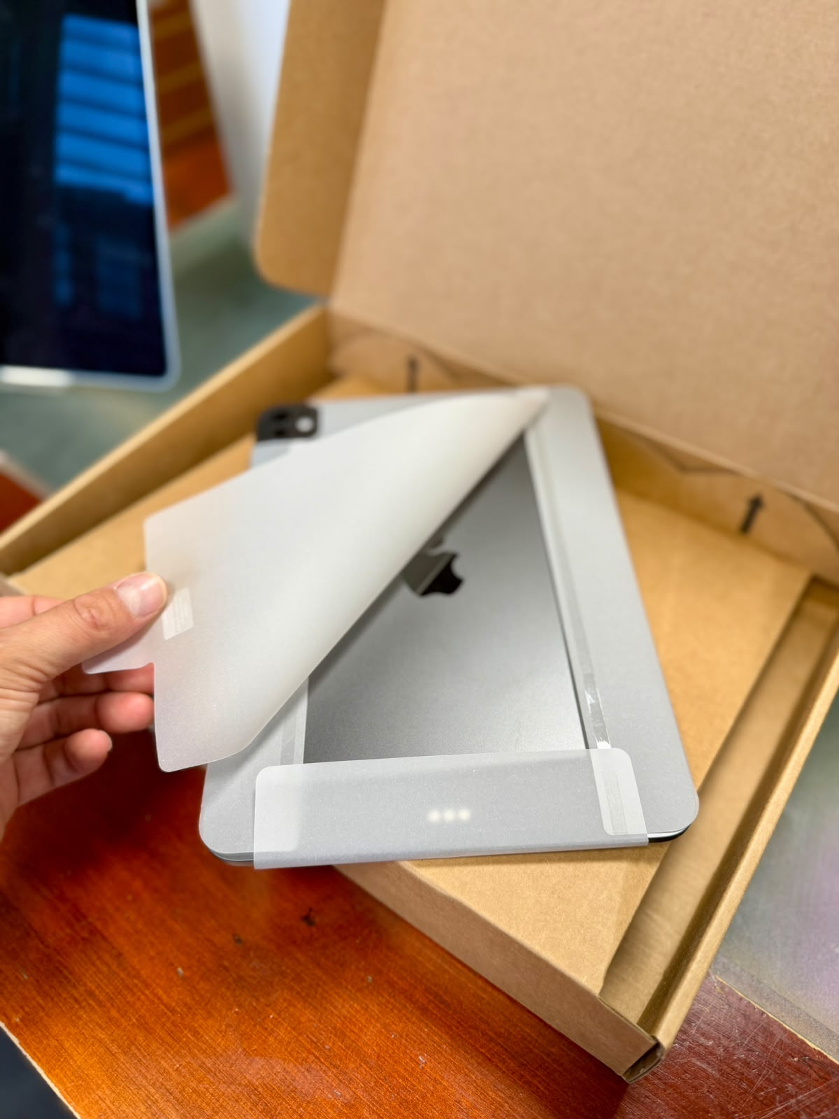 Apple iPad Pro 11" (M5) 2025 - 256GB (Pre-Owned )